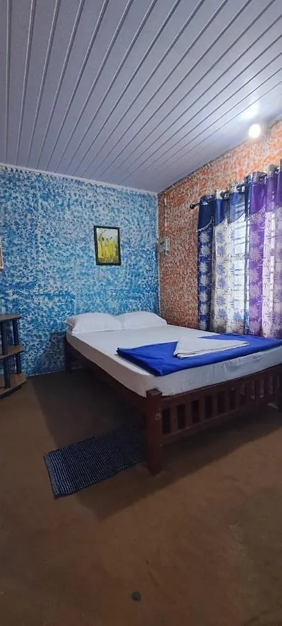 9 Acre Woods - Farm House, Tent & Huts Hotel Munnar 0*,  Indien